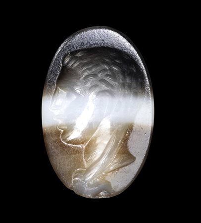 A ROMAN BANDED AGATE INTAGLIO. PORTRAIT OF A YOUTH. 