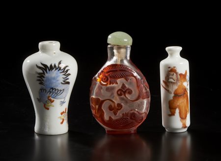  Arte Cinese - Tre snuff bottles
Cina, Repubblica, prima metà XX secolo
.