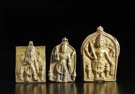  Arte Indiana - Gruppo di tre placche Virabhadra 
India Meridionale, Tamil Nadu, XVIII-XIX secolo  .