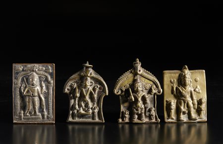  Arte Indiana - Gruppo di 4 placche Virabhadra di cui una in argento 
India Meridionale, XIX seoclo .