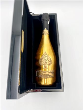  
Armand de Brignac, Ace of Spades Gold Brut 
 0,75