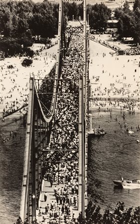 Dmitri Baltermants (1912-1990)  - Bridge across the Dnieper, 1950s/1960s