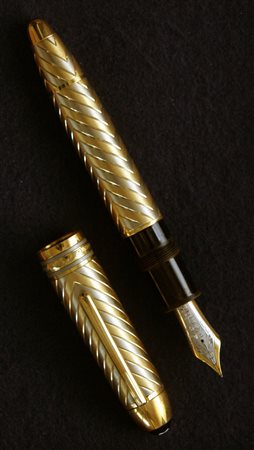 Montblanc Meisterstuck Solitaire 149 stilografica grande - spigata oro giallo...