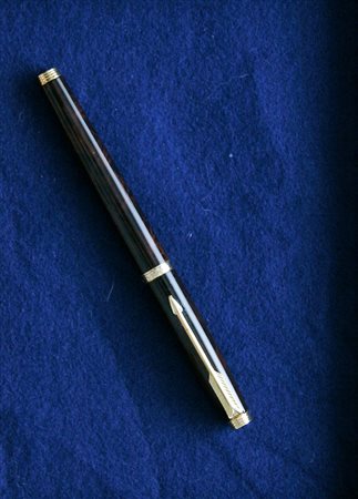 Parker Chinese Laque Mod 75 stilografica - lacca tartaruga con particolari...