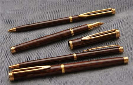 Waterman Executive stilografica con pennino oro 18 kt + penna a sfera +, Gazzi's Auction House