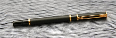 Waterman Laureat Supergold roller - nero smoking