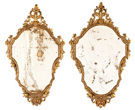  Coppia di specchiere in legno dorato, XIX secolo