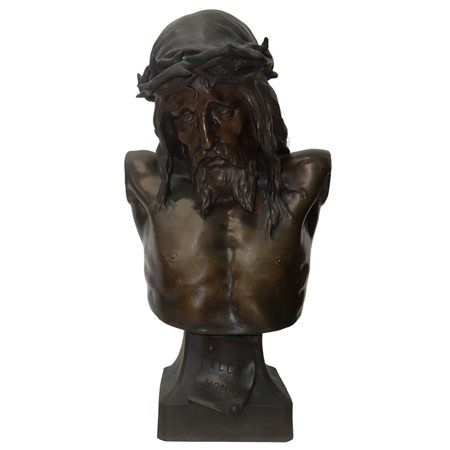 Ecce Homo, scultura in bronzo patinato bruno. 