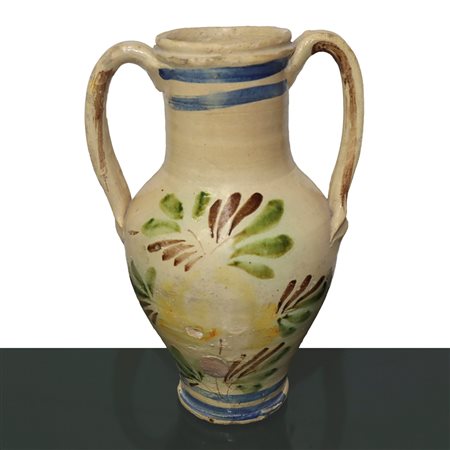 Fiasca in maiolica di Caltagirone con manici, smaltata con raffigurazione di fiore