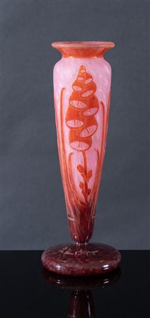 Schneider - Le Verre Francais, "Digitale Vase". Vaso in vetro con decorazione...