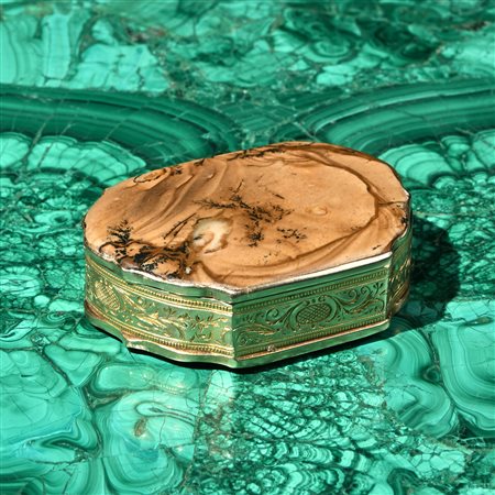 Tabacchiera in oro e pietra dura, Inghilterra XVIII secolo