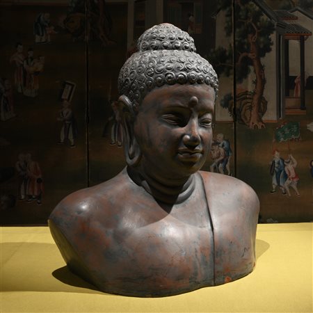 Scultura in terracotta raffigurante Buddha, manifattura orientale del XX secolo