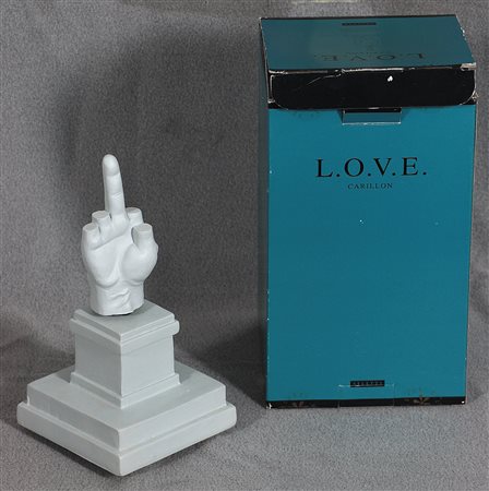 Maurizio Cattelan (1960) L.O.V.E., 2014 Scultura in resina colorata con...