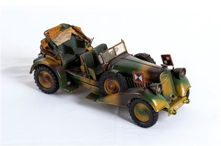  
LINEOL Kubelwagen della Wermacht 1930s
Latta cm.25