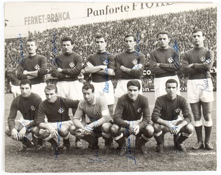  
Calcio, Italia, foto squadra Fiorentina autografata 1961-62 1961
fotografia cm.30x24