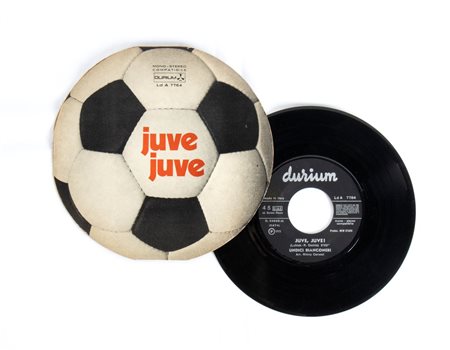  
Calcio, Italia, JUVENTUS F.C. inno 1972 disco 45 giri 1972
Vario 