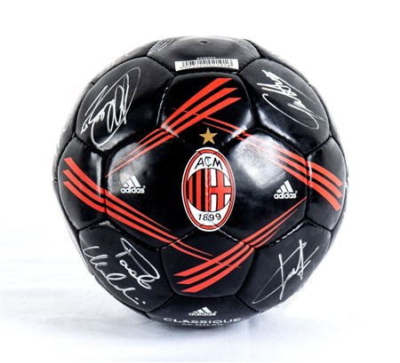  
Calcio, Italia, pallone con autografi AC MILAN, anni 2000 1999
cuoio 