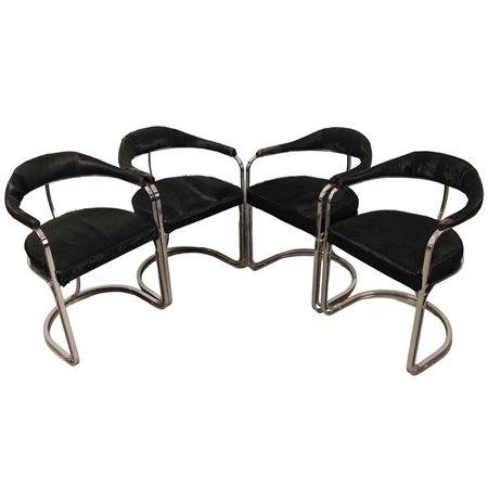 Quattro poltrone - Four armchairs