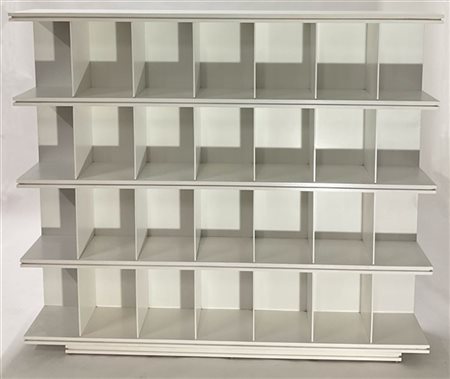 Libero Colma Libreria. Milano, anni '70. Legno e laminato Abet bianco. (cm 204,5