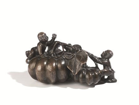 Scultura, Cina sec. XIX, in bronzo, raffigurante due bimbi con zucche,...