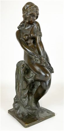 Giacomo Ginotti "La schiava" 
scultura in bronzo (h cm 43)
Firmata alla base
(di