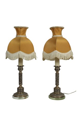 COPPIA DI CANDELABRI MONOCERA 