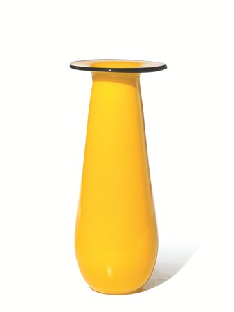 VASOProduzione: Murano Alber, 1950in vetro giallo, corpo piriforme con ampio...