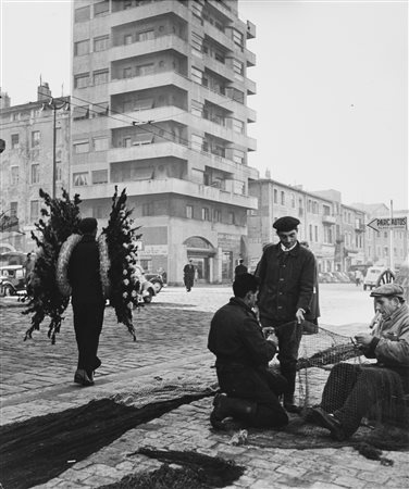 Robert Doisneau (1912-1994)  - L'ange noir, 1950s