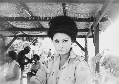 Pierluigi Praturlon (1924-1999)  - Sophia Loren, dal film "Judith", 1966