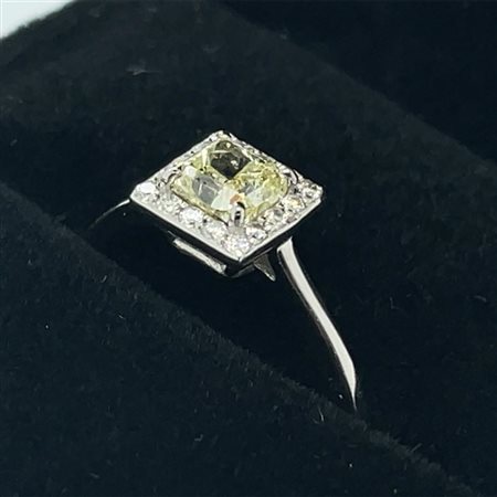 ANELLO IN ORO BIANCO 1.56 GR CON DIAMANTI PER 0.60 CARATI - RNG21214