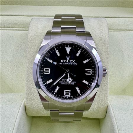 Rolex Explorer 214270 