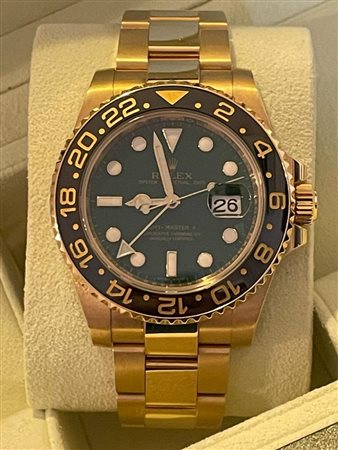 Rolex GMT-Master II 116718LN in Oro