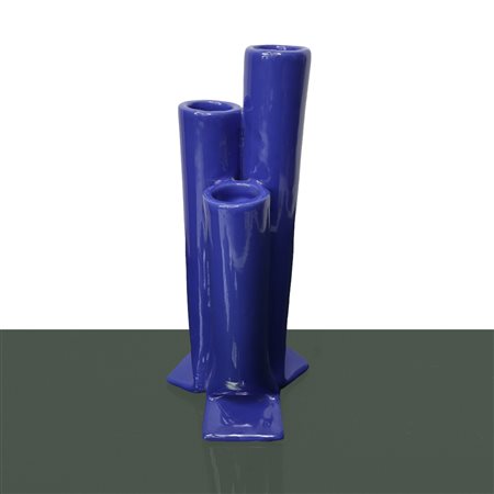Rometti  Italy - Vaso in ceramica smaltato nei toni del blu, con tre monofiore