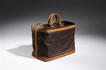 VUITTON LOUIS - Borsone Cruiser in tela monogram e pelle.