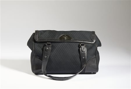 GIORGIO ARMANI (n. 1934) - Borsa a mano in canvas nero monogram.