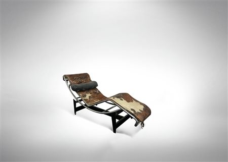 LE CORBUSIER, CHARLOTTE PERRIAND, PIERRE JEANNERET - CASSINA  
Chaise-Longue Model LC4 1970s
 63x160x56.5 cm