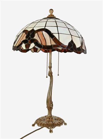  
Lampada vintage in stile Tiffany 1950s
 50x50x8 cm.