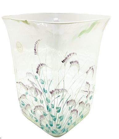 Ghisetti (Rovigo 1870)  - Vaso in vetro trasparente di forma rettangolare con decori floreali