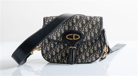 DIOR Borsa a tracolla modello Bobby in tela monogram e finiture in pelle....