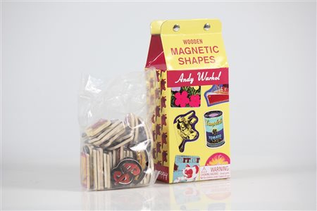 WARHOL ANDY (1928 - 1987) Wooden Magnetic Shapes. Oggetto. Cm 9,00 x 22,00 x...