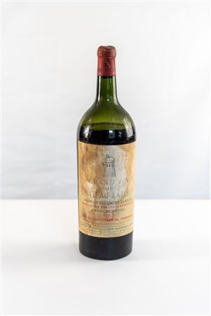  
Château Latour, Grand Vin de Château Latour 1953
Francia-Pauillac 1,5