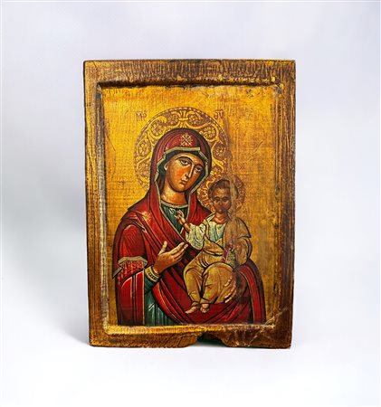  
Icona Madonna dal manto rosso con bambino XX secolo
olio su tavola 37 x 27cm