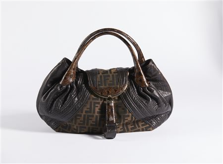 FENDI - Borsa Spy in Tela e pelle.