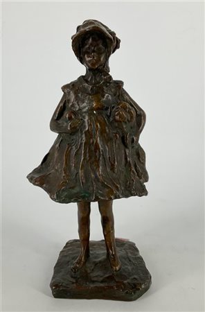 Da Paolo Troubetzkoy 

"Bimba coi giochi" 
scultura in bronzo (h. cm. 29) 
Firm