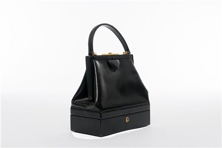 Borsa a bauletto con fondo portagioie in saffiano color nero, dettagli in metal