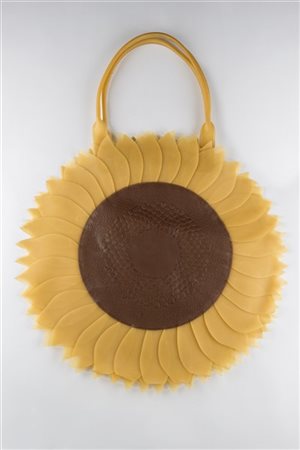 Stefano Spremberg Milano: borsa in plastica gommata a forma di girasole con dop