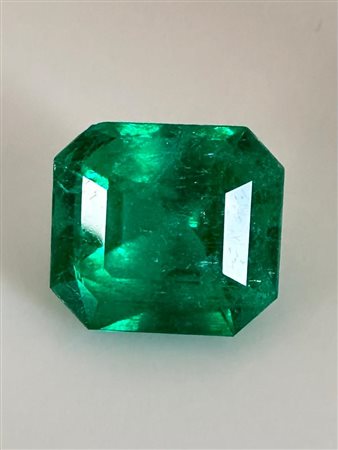 SMERALDO COLUMBIANO GRS 7,1 CT VERDE VIVIDO - ONP31203