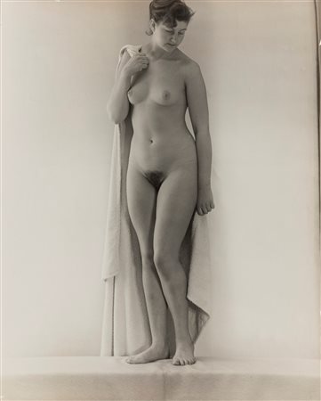 Pierre Auradon (1900-1988)  - Senza titolo (Nudo), 1940s