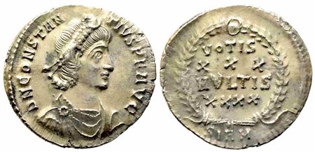 Constantius II (337-361), Siliqua, Sirmium, c. AD 351-355. AR (g 2,34; mm 19,3)