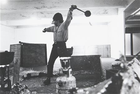 GORGONI GIANFRANCO (1941-) Richard Serra 1969stampa ai sali d'argento,...